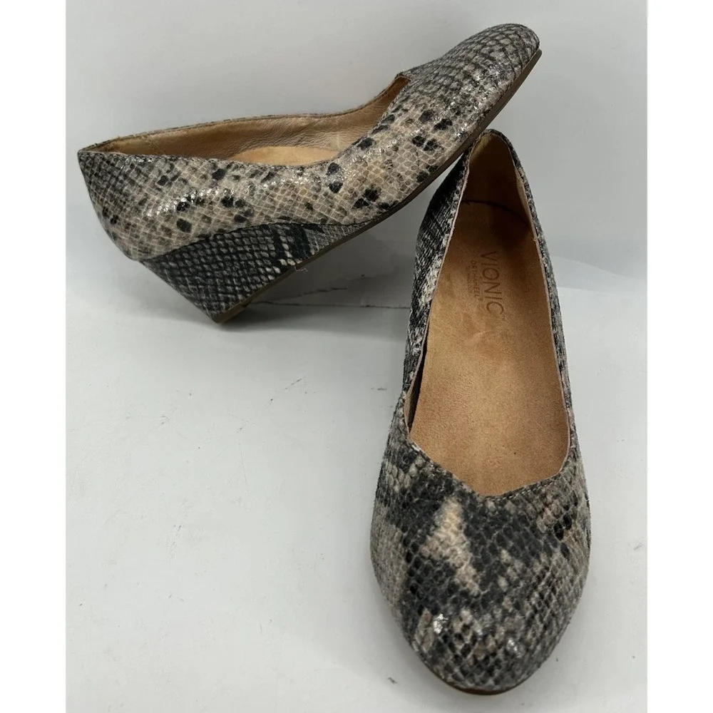 Vionic Antonia Wedge Pumps Beige And Black Snake Print Leather Women's‎ Size 7
